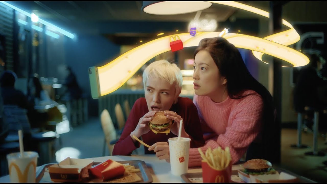 McDonald's: Kerstreclame - X-MASters Takeover