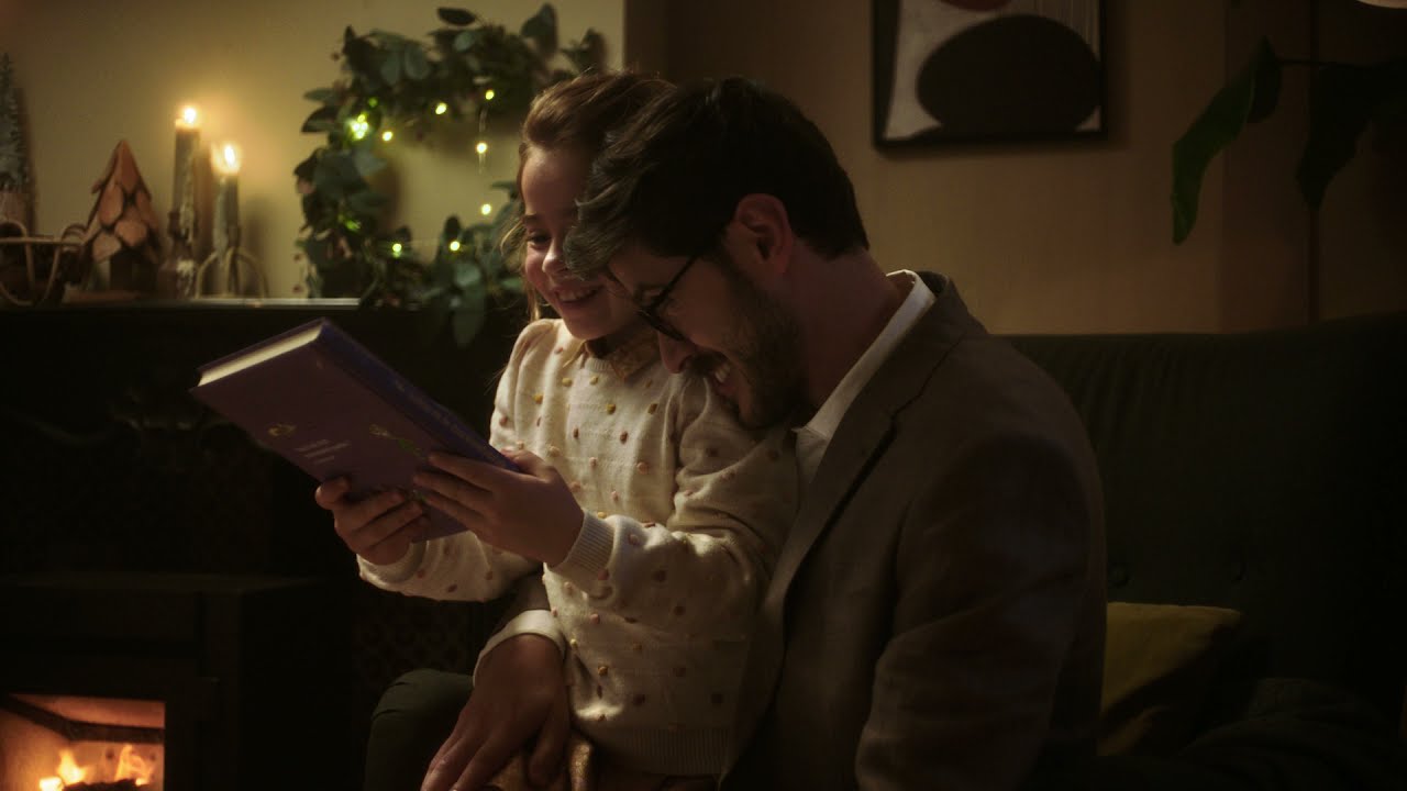 Bruna: Kerstreclame - Met Bruna geef je zoveel meer