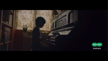 Specsavers: Audiciens - Wibi Soerjadi