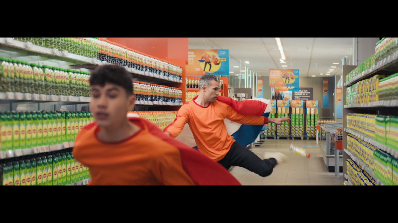 Lipton Ice Tea: Van Persie's Duikvlucht