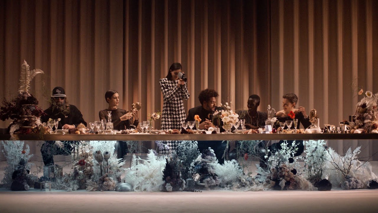 Chanel: A very Chanel Holiday
